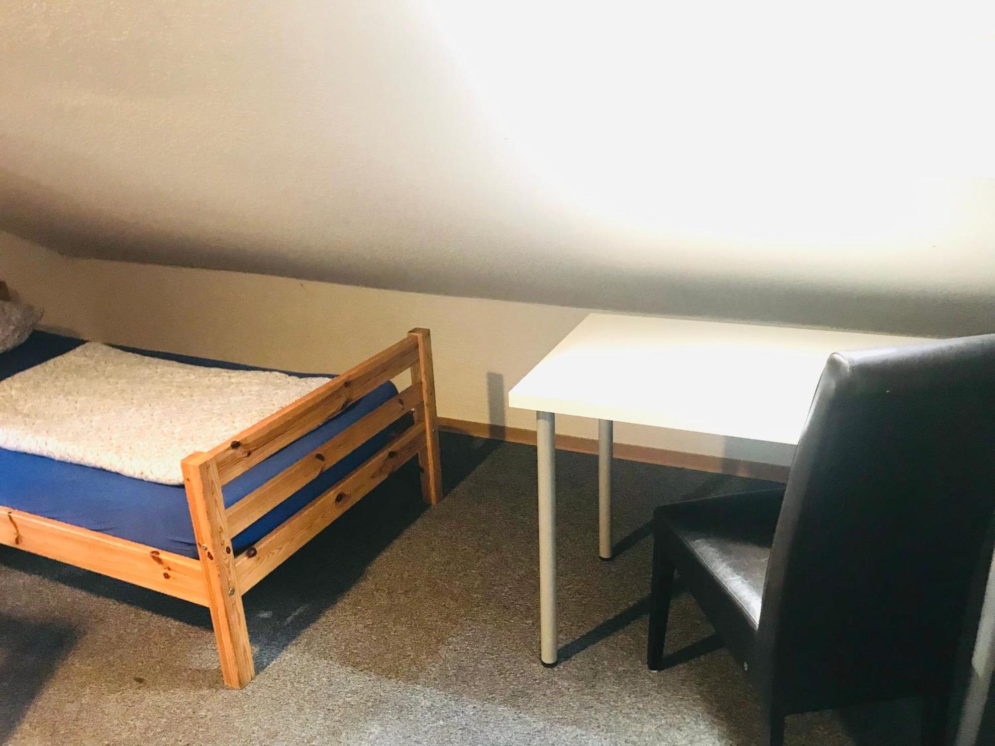 Monteur Bremerhaven Geestland Imsum Zimmer foto